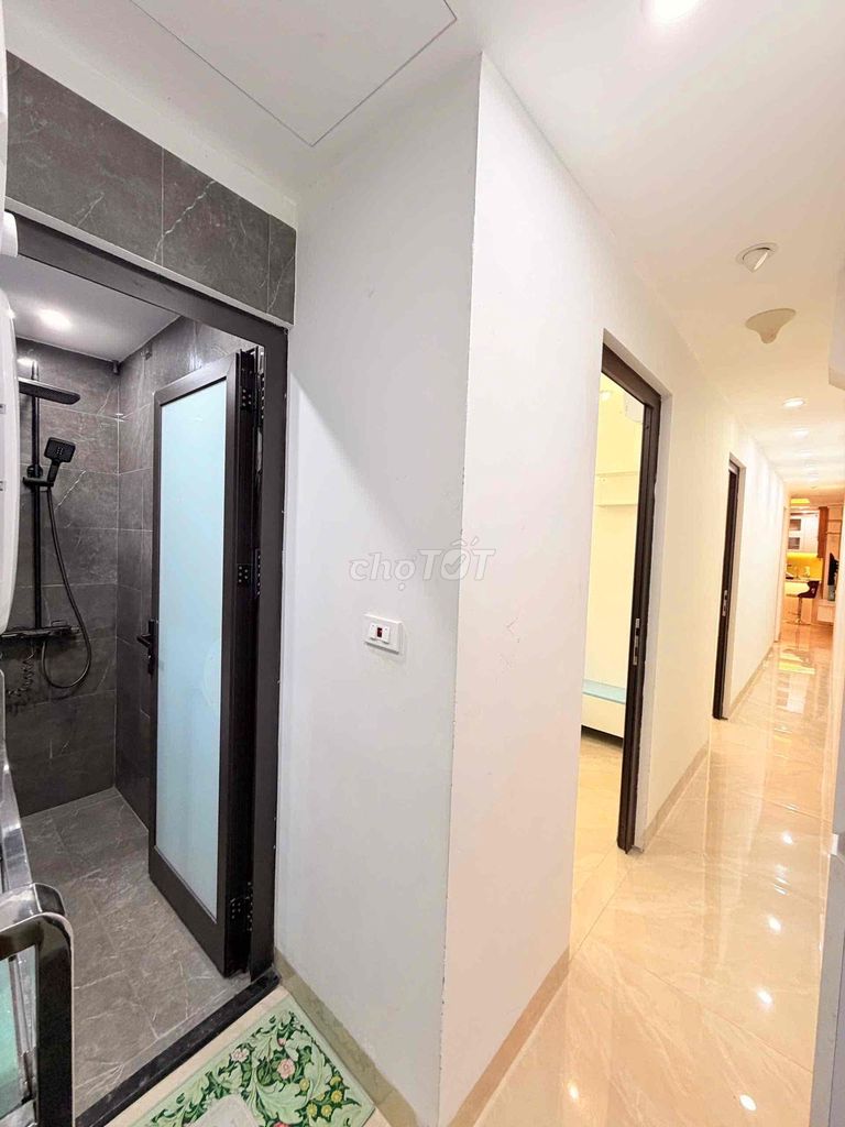It's the owner who needs to rent the original apartment on the first floor.