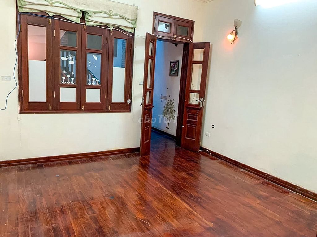Phùng Chí Kiên Lotor, Cầu Giấy – almost 80 meters - 5 T - 5