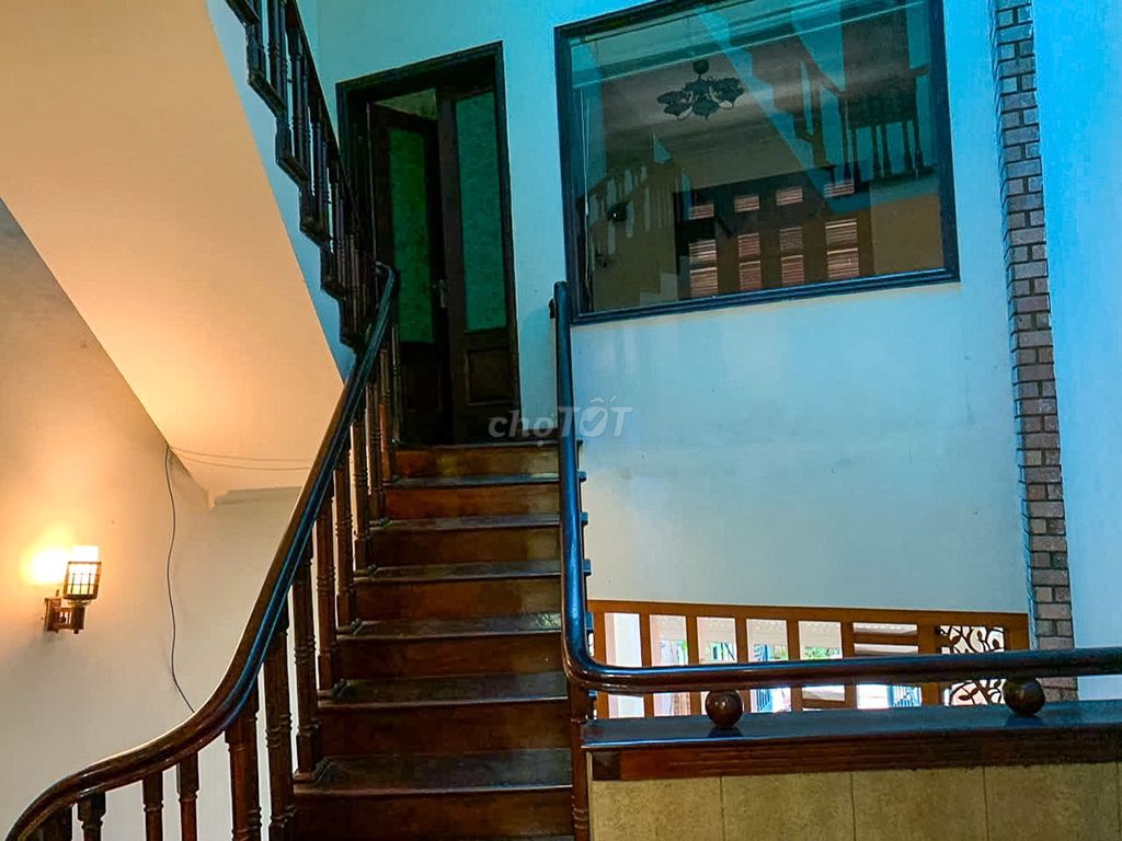 Phùng Chí Kiên Lotor, Cầu Giấy – almost 80 meters - 5 T - 5