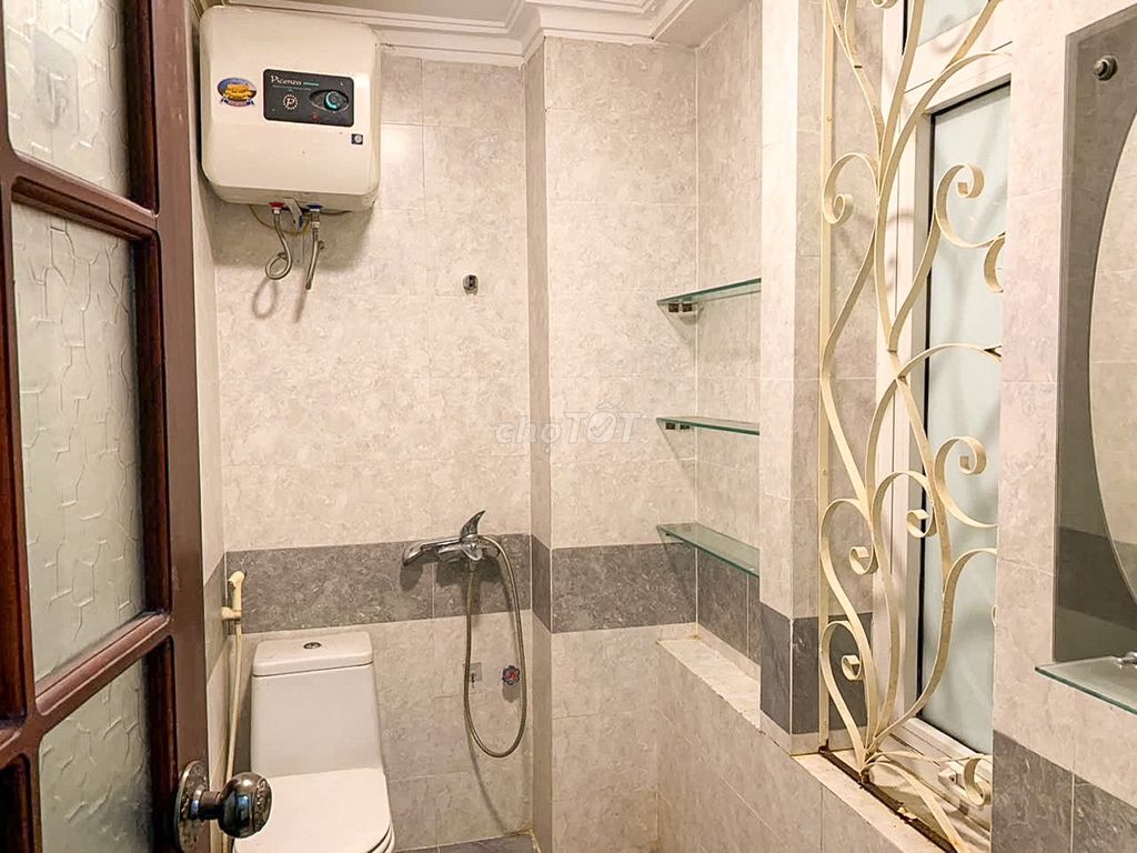 Phùng Chí Kiên Lotor, Cầu Giấy – almost 80 meters - 5 T - 5