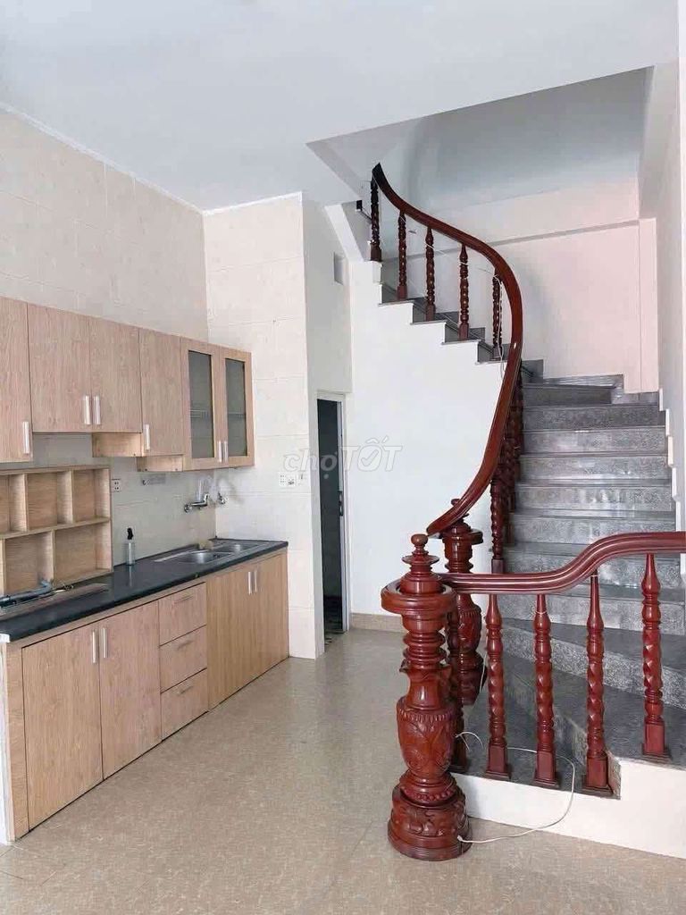 12 million-- four Phạm Khắc Quảng bedrooms, Giang Biên-- oh, avoid.