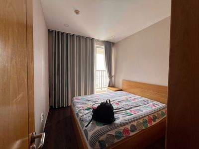 Rent the Orchard Parkview apartment with three bedrooms for just 20 million.