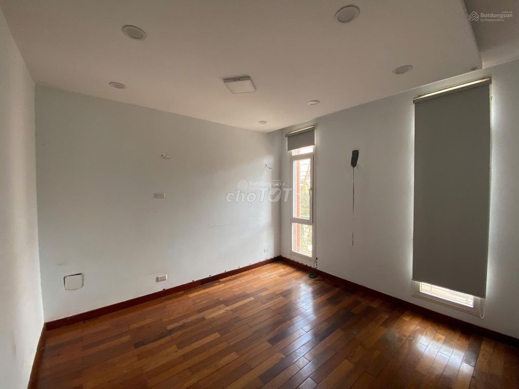 Rent the Lao villa,Hà Đông area 250 m2 x 3 floors at 45 million a month