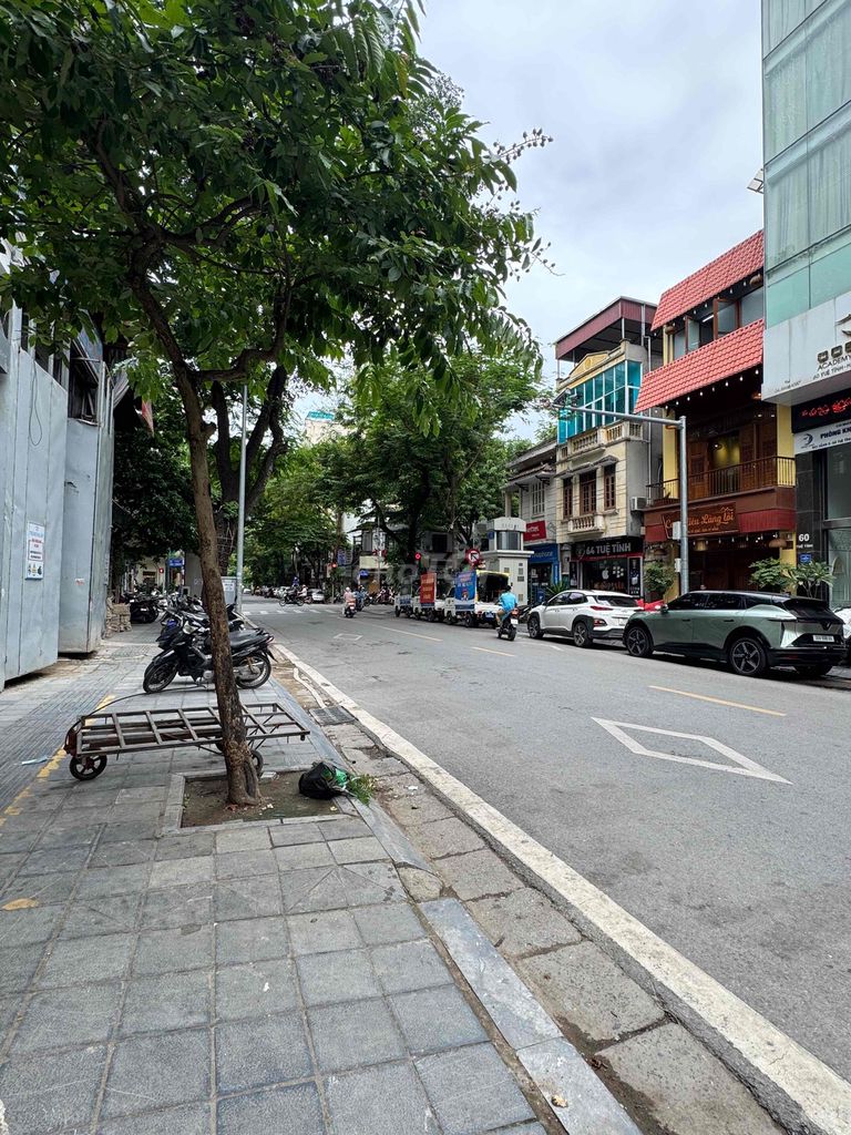 Rent a building on 49 Tuệ Tĩnh - Hai Bà Trưng - Hanoi