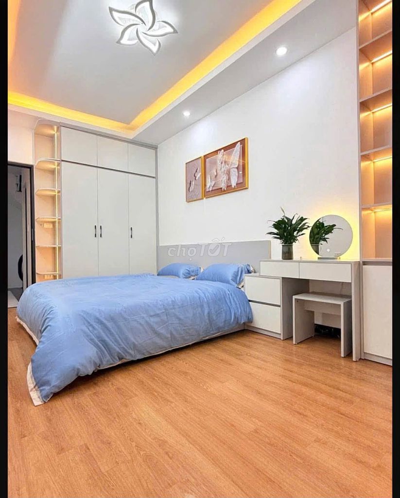 Rent an entire Qq Street, 35 meters2, 3 sleeps, full interior