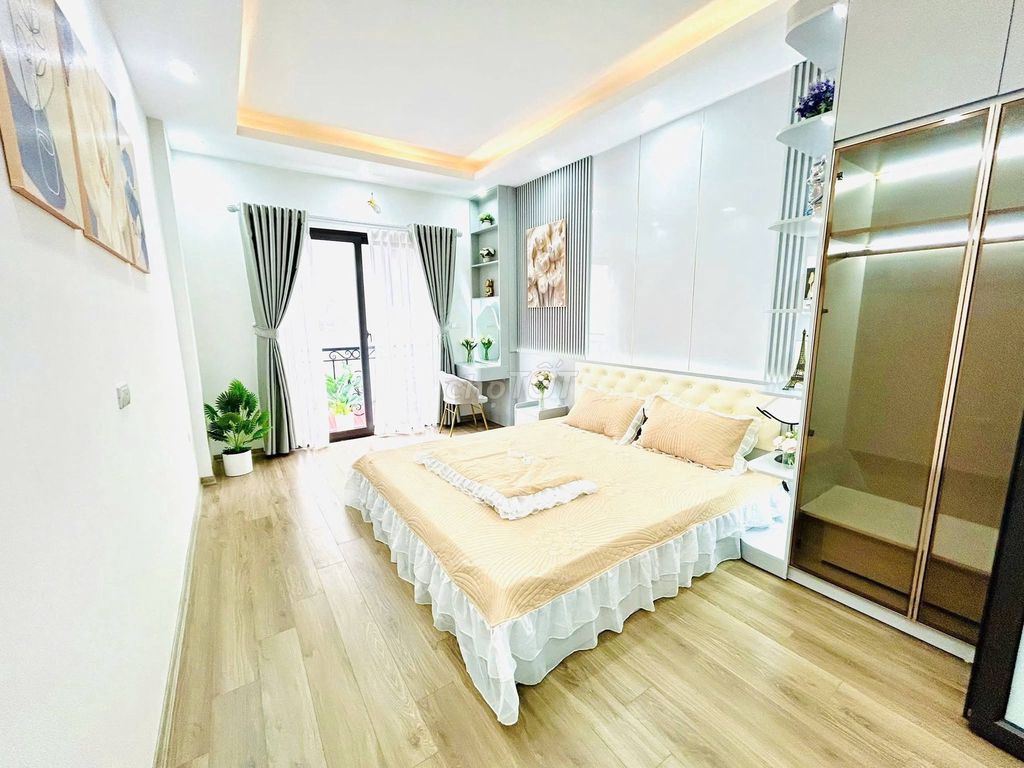 Rent the entire 5th floor of Hoàng Mai interior.