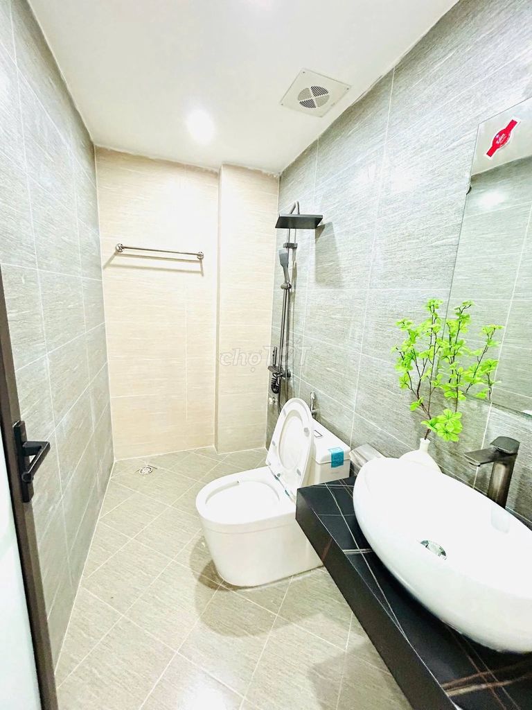 Rent the entire 5th floor of Hoàng Mai interior.