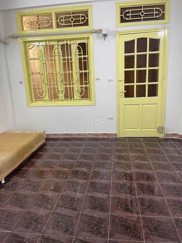Rent the original building 43 meters2, 5 stories, 3 bedrooms, 10 million a month, Hai Bà Trưng