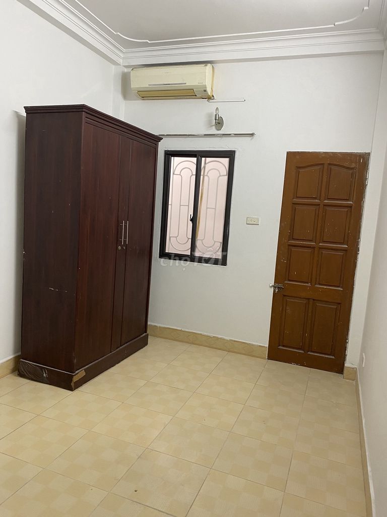 Rent Ngõ 281 Trương Định Private House