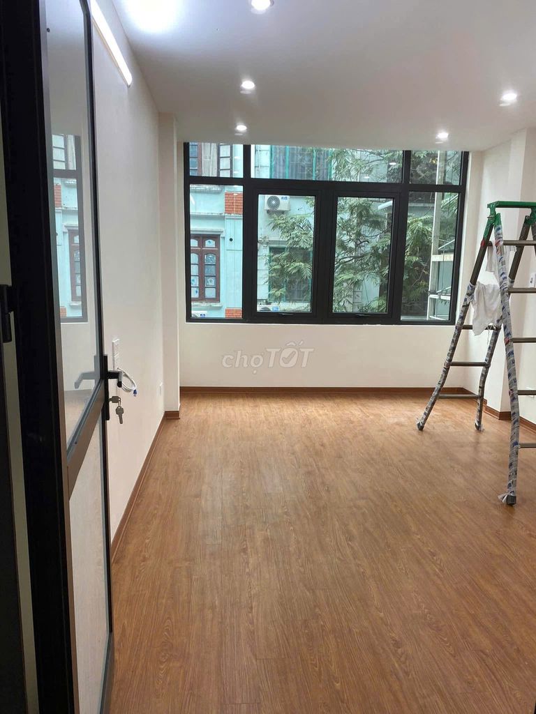 Rare! Hoàng Quốc Việt street Beauty House - 75 meters, clear - 207 good.