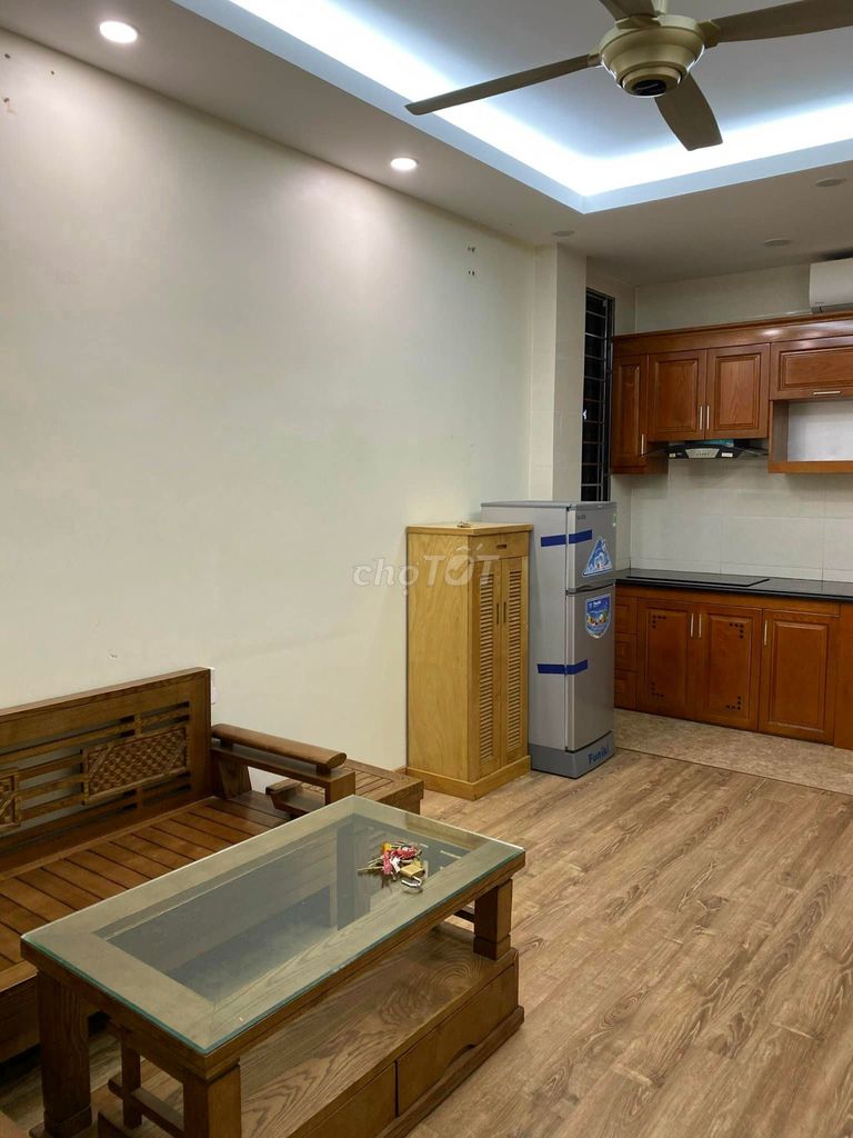 Rent the main house of the 66th street in Lake Rui Xi area 50 meters x 4th floor bedroom