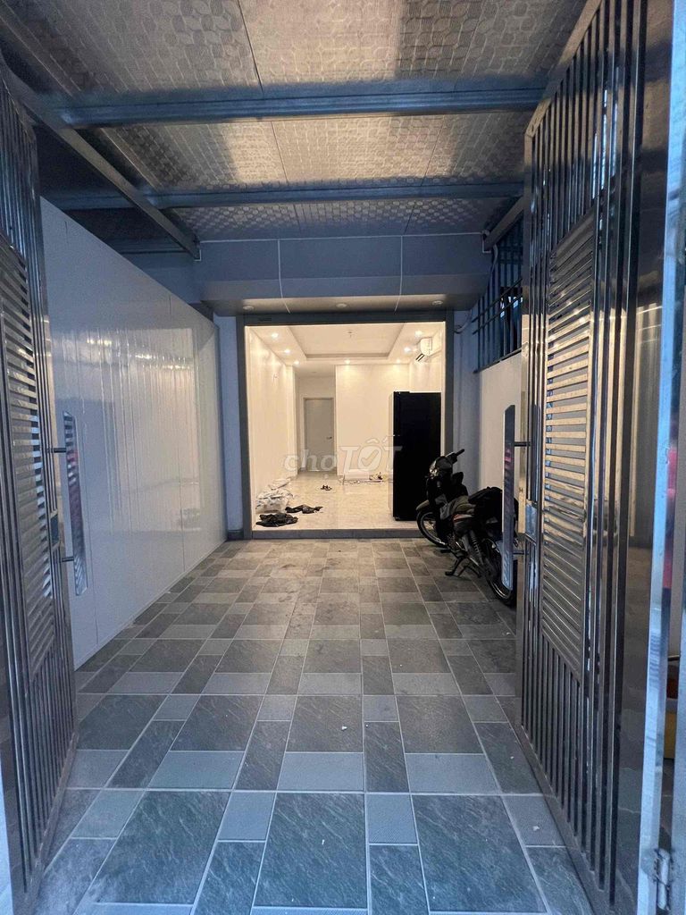 We'll rent it to level 1 Bằng Liệt-- Hoàng Liệt-- area 40 meters separate from 5 million2.