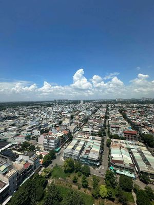 Rent Room 1 bedroom. A Tara Residence-KO apartment. Close enough to- 9.5 million rent.