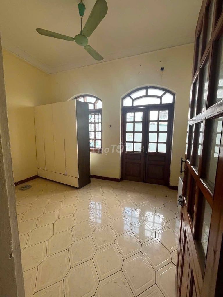 Rent the villa 50 meters. Three floors of the smalltic area, Tân Khai.
