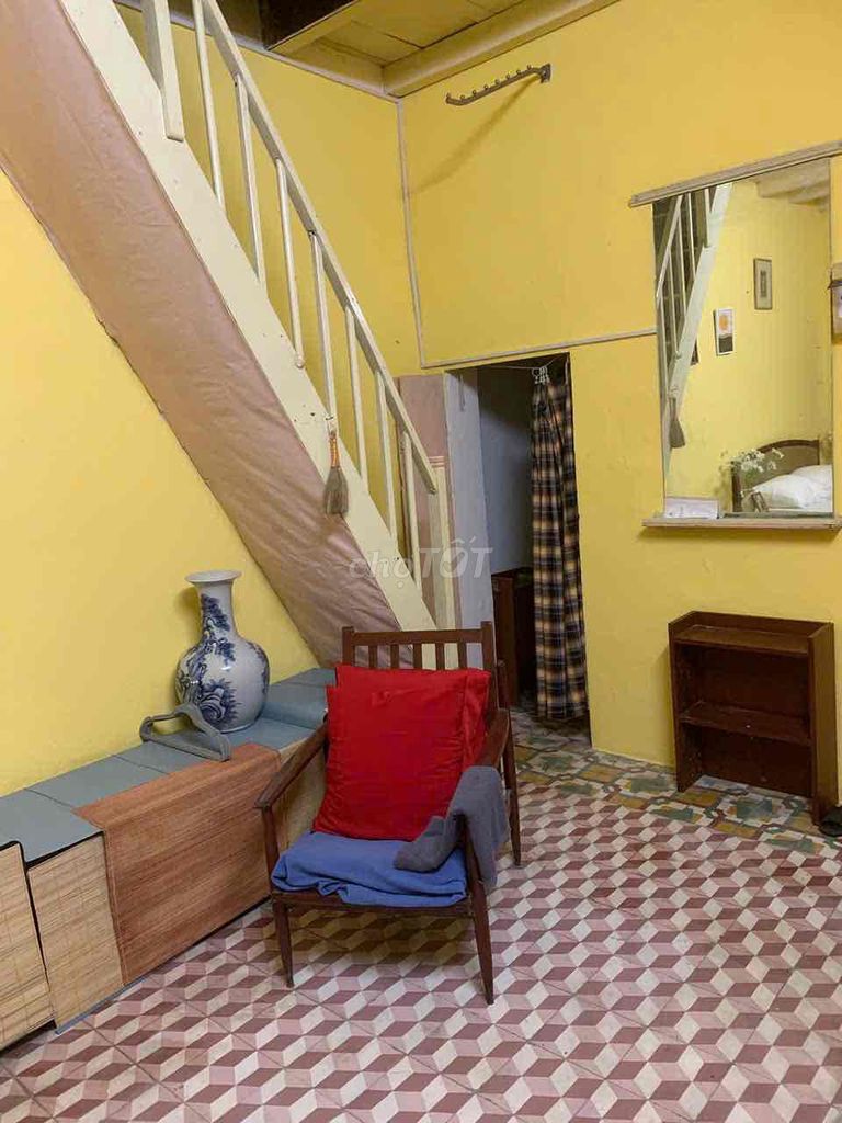 House in the 50th alley, calm down, high-minded, good security.