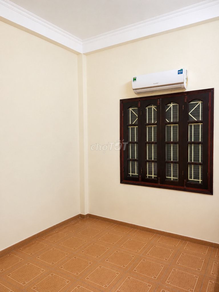 Only 45 million/50 – Hoàng Quốc Việt street corner house - 6 T, area 60 m2