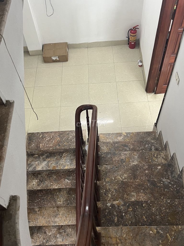 Rent a three-story Văn La street close to 50 m2 3 floors at 14 million a month