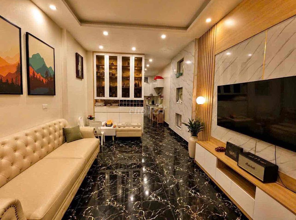 To rent Qq112 million.