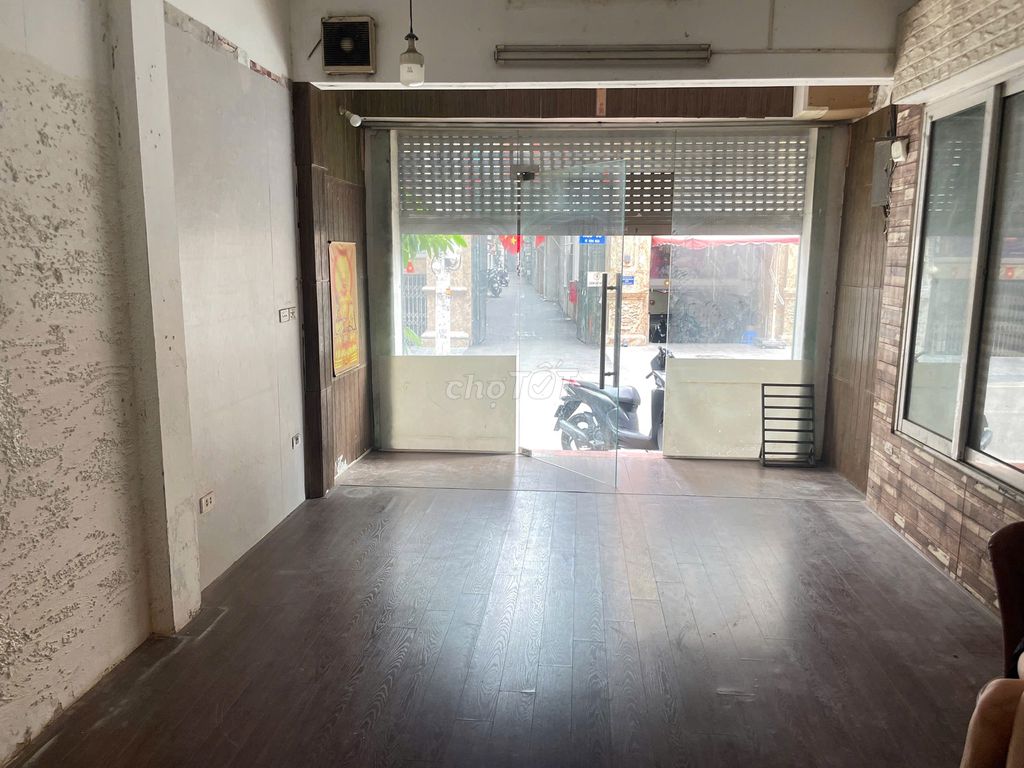 Rent the original apartment 2 front Tô vĩnh diện