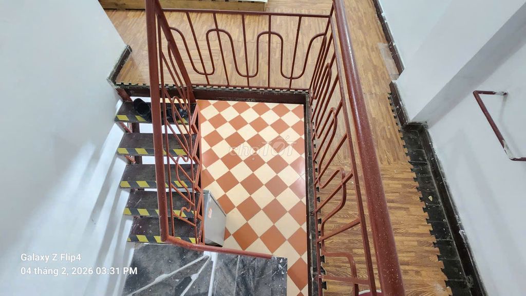 The owner of the Keyman Nguyễn Trãi street rented across from Royal City.