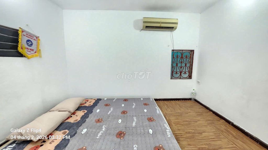 The owner of the Keyman Nguyễn Trãi street rented across from Royal City.