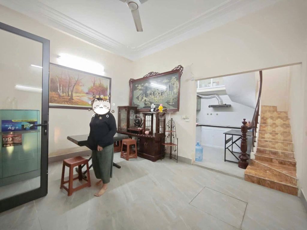 Rent 4th house to sleep in full flat 209 Đội Cấn, 10 million.