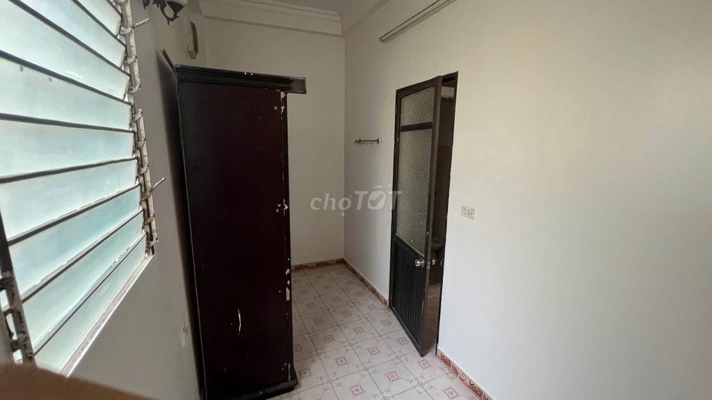 Rent Ngọc Hà, Ba Đình, 6 bedrooms.