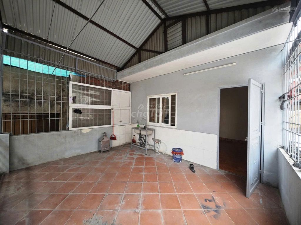 Rent the original house 35 m2 x 5 floors, Nguyễn Phúc Lai, Đống Đa