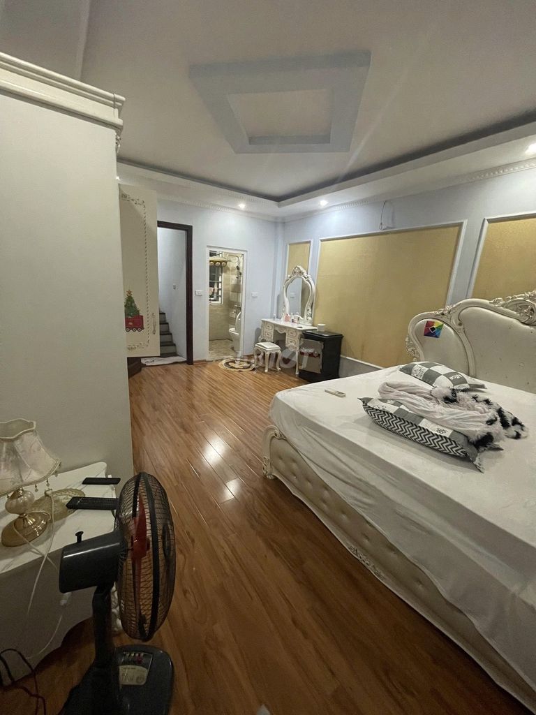 Rent Thanh Xuân, super nice, cool furniture, just stay