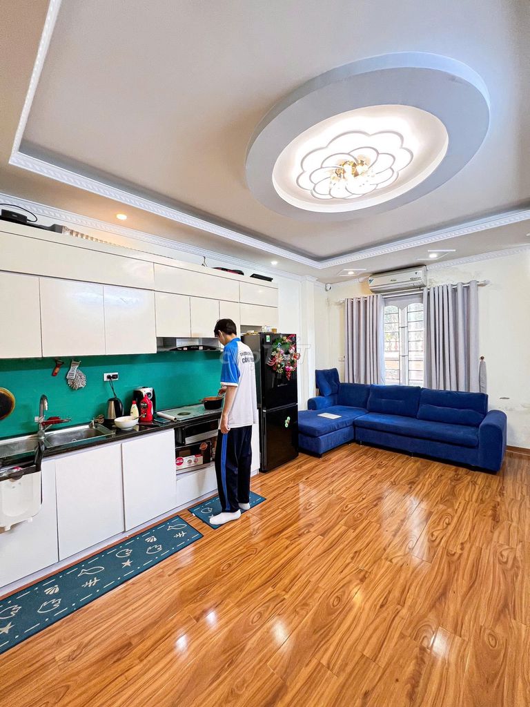 Rent Thanh Xuân, super nice, cool furniture, just stay