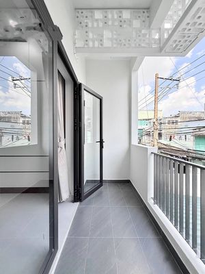 newly built balconies _full new furniture_is immediately Tô Ký