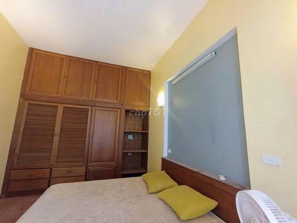 Rent Ngõ 11 Tô Ngọc Vân private house-- Tây Hồ 15,5 million a month.