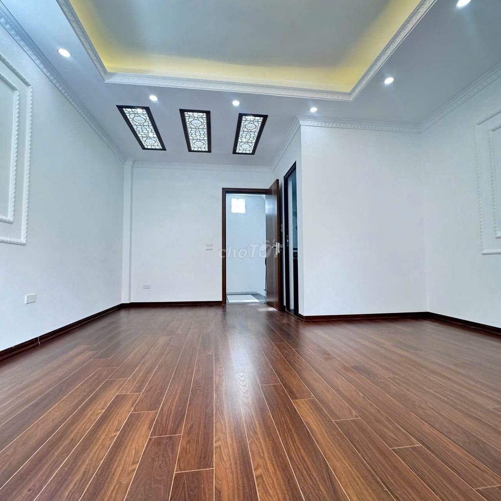 Rent a five-story elevator.