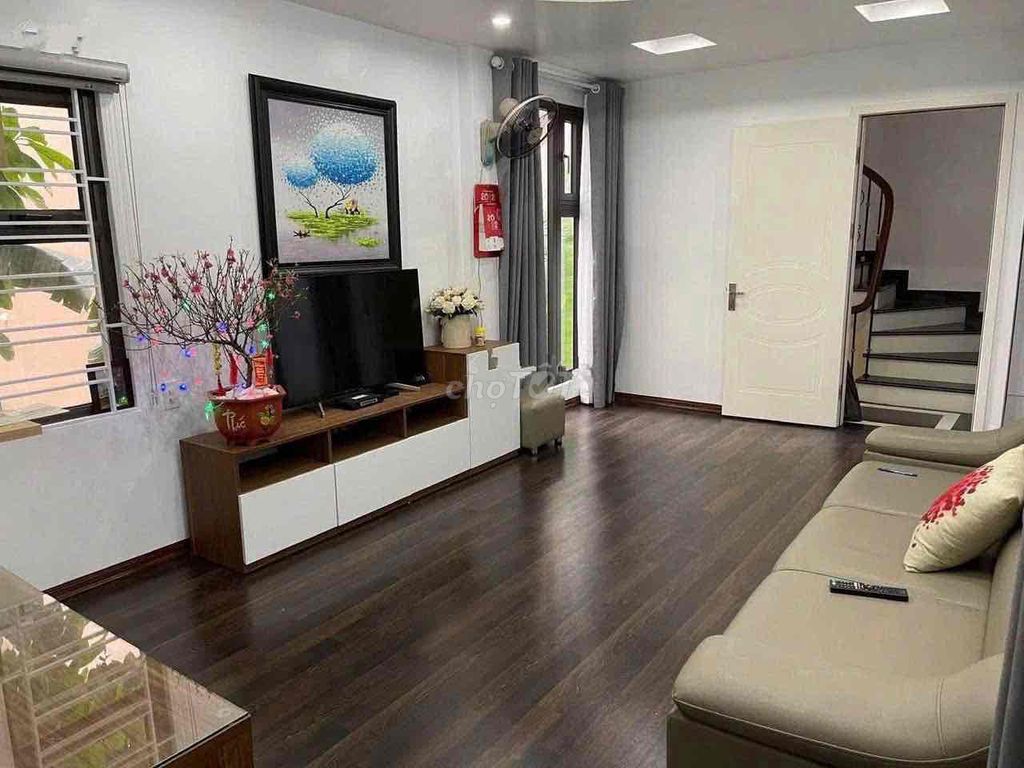 Rent an entire Lương Khánh Thiện-36m -5th floor -4 -13 million ful