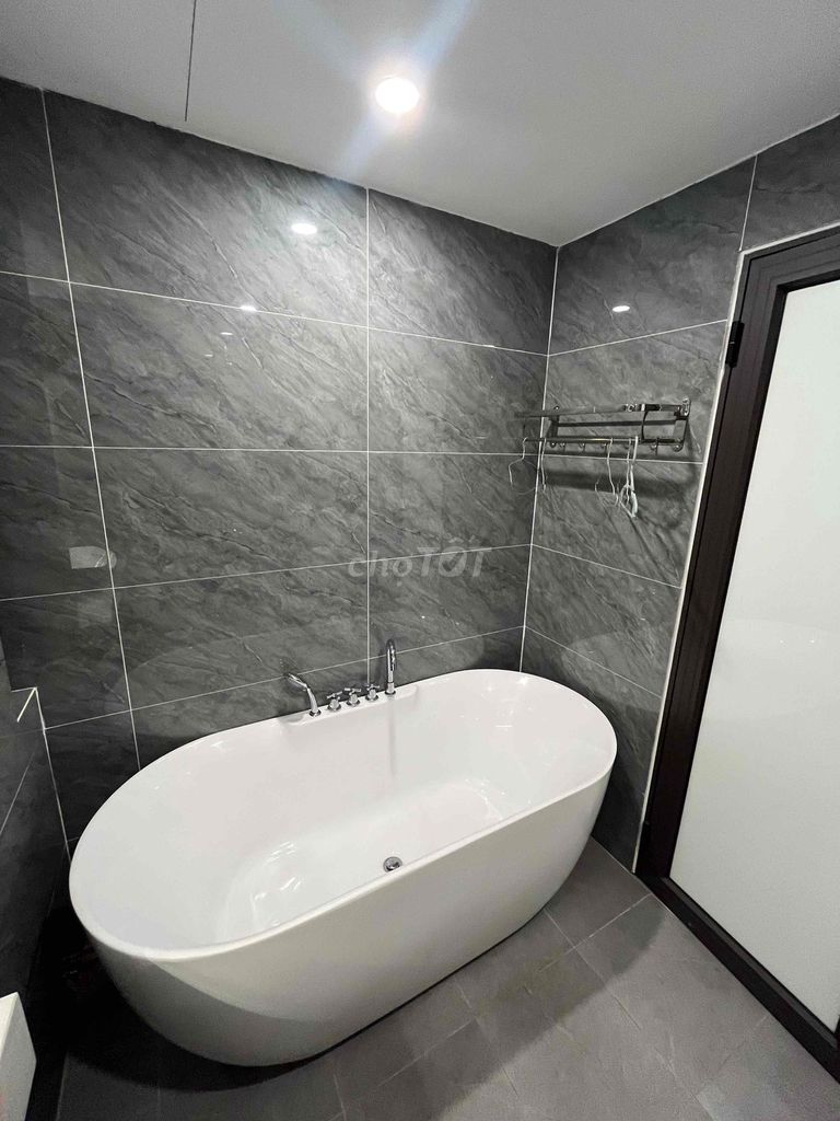 Let's rent the whole place 55 m2 192 Hồng Tiến, Bồ Đề, inland, how to make it count.