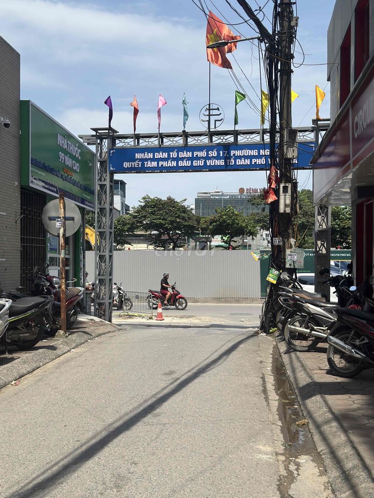 Rent the original Văn Cao - Car parked - 6 stories - 5 bedroom - 50 M2