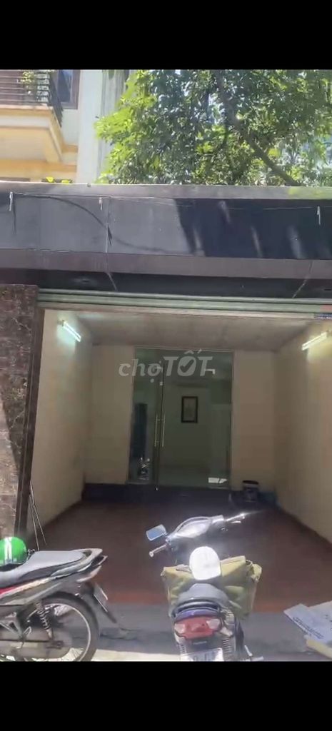 Phú Viên – you're talking about 90 M2 only 7 million - Avoid, stay in business!