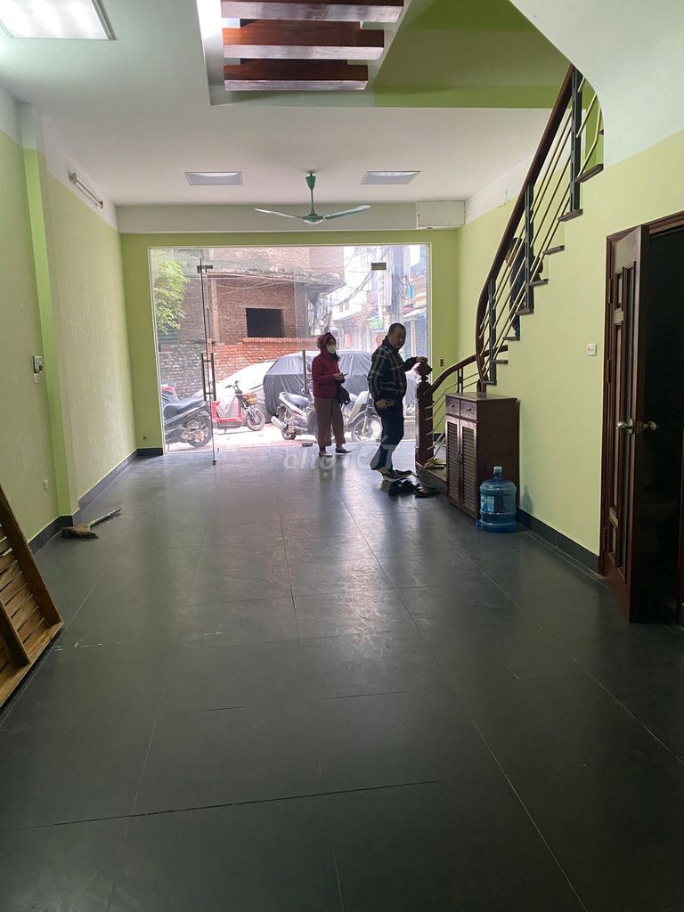 Renting Trần Kim Xuyến outhouse, Cầu Giấy. 60 meters, 5 floors. 26 million.