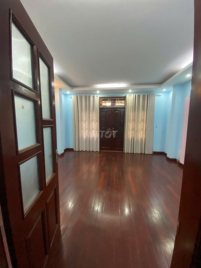 Renting Trần Kim Xuyến outhouse, Cầu Giấy. 60 meters, 5 floors. 26 million.