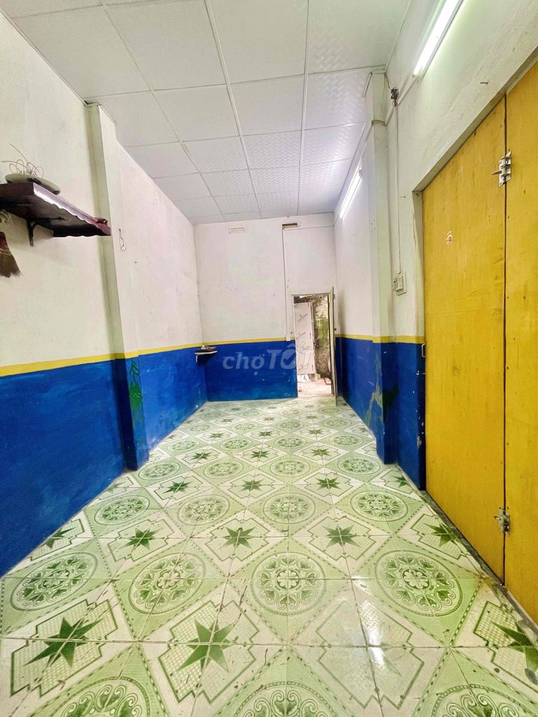 Rent a garden across from Hateco Hoàng Mai 90m2,940 million