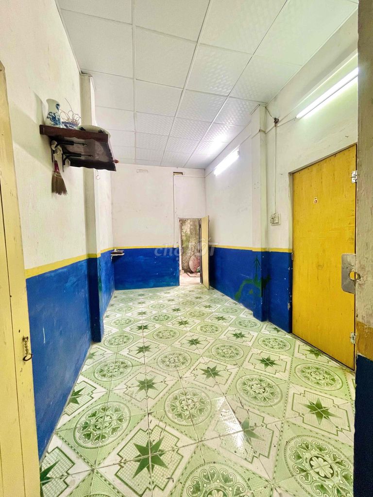 Rent a garden across from Hateco Hoàng Mai 90m2,940 million
