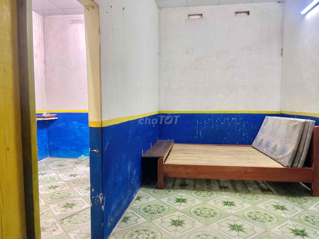 Rent a garden across from Hateco Hoàng Mai 90m2,940 million