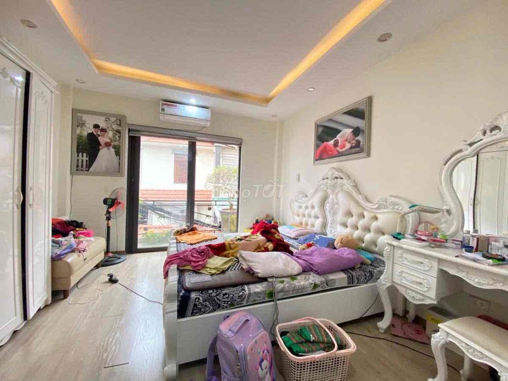 Rent Phú Diễn 4 bedrooms 11 million