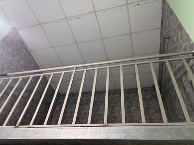 Rent room near the horse market.