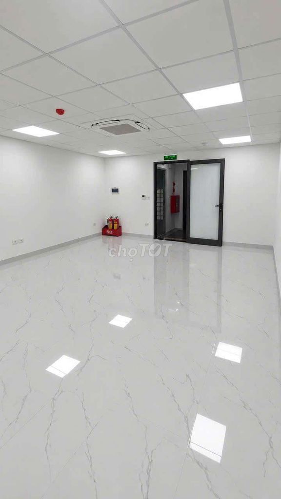 Rent a whole new building - Yên Phụ Street, Tây Hồ - domestic