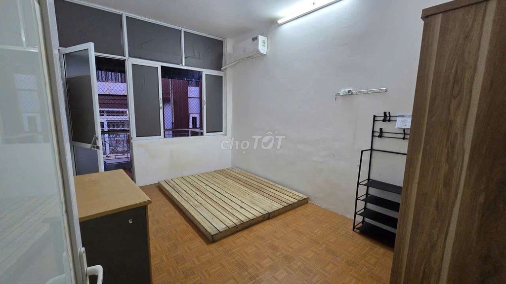 Rent a four-story, 12.5 million-month-old Đống Đa-prisoning house.