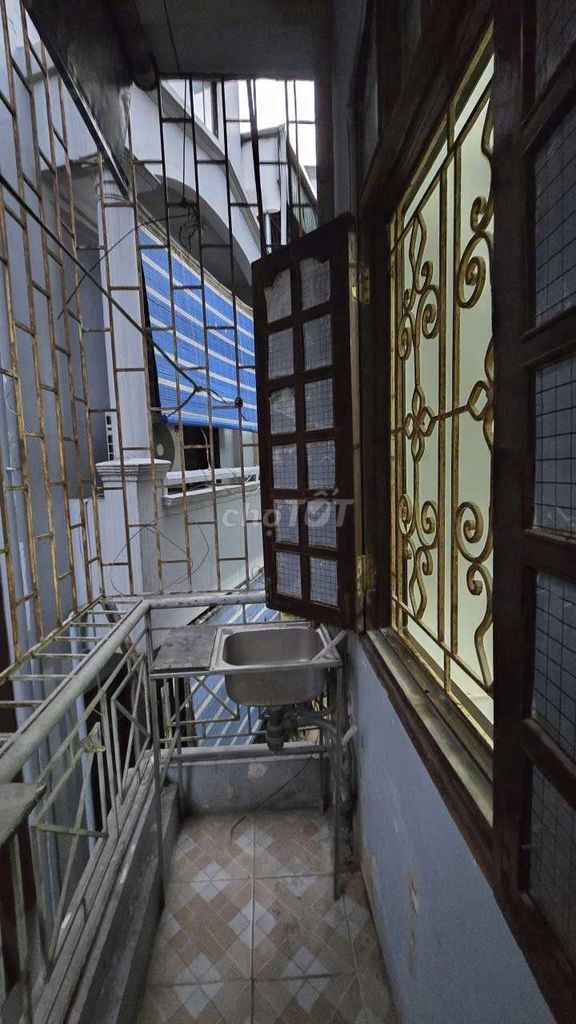 Rent a four-story, 12.5 million-month-old Đống Đa-prisoning house.