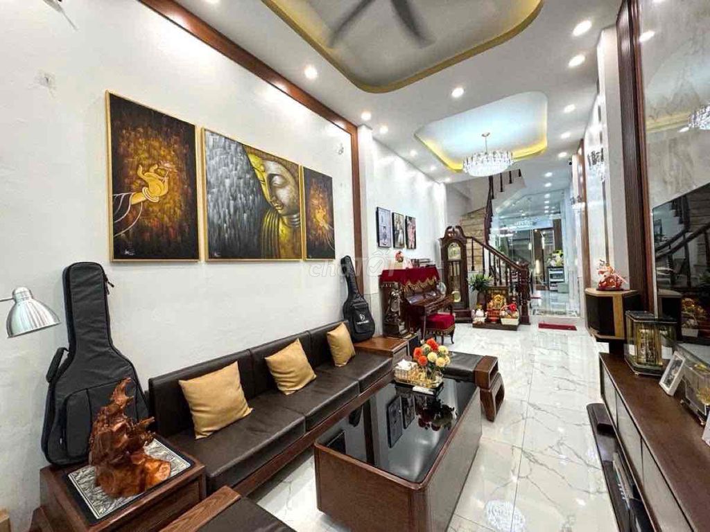Rent Đội Cấn Ba Đình area 55M 5th floor bedroom full page 14 million