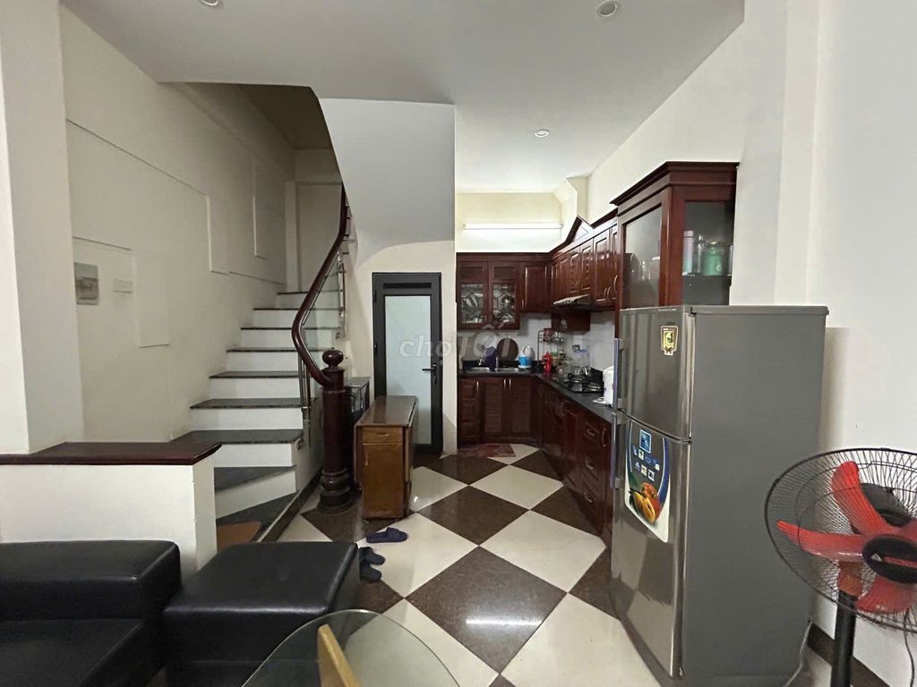 Rent a nice Bưởi-- 5 floors full, just 15.5 million.