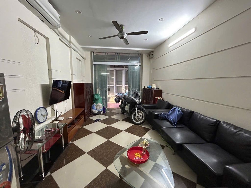 Rent a nice Bưởi-- 5 floors full, just 15.5 million.